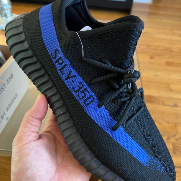 Adidas Yeezy Boost 350 V2